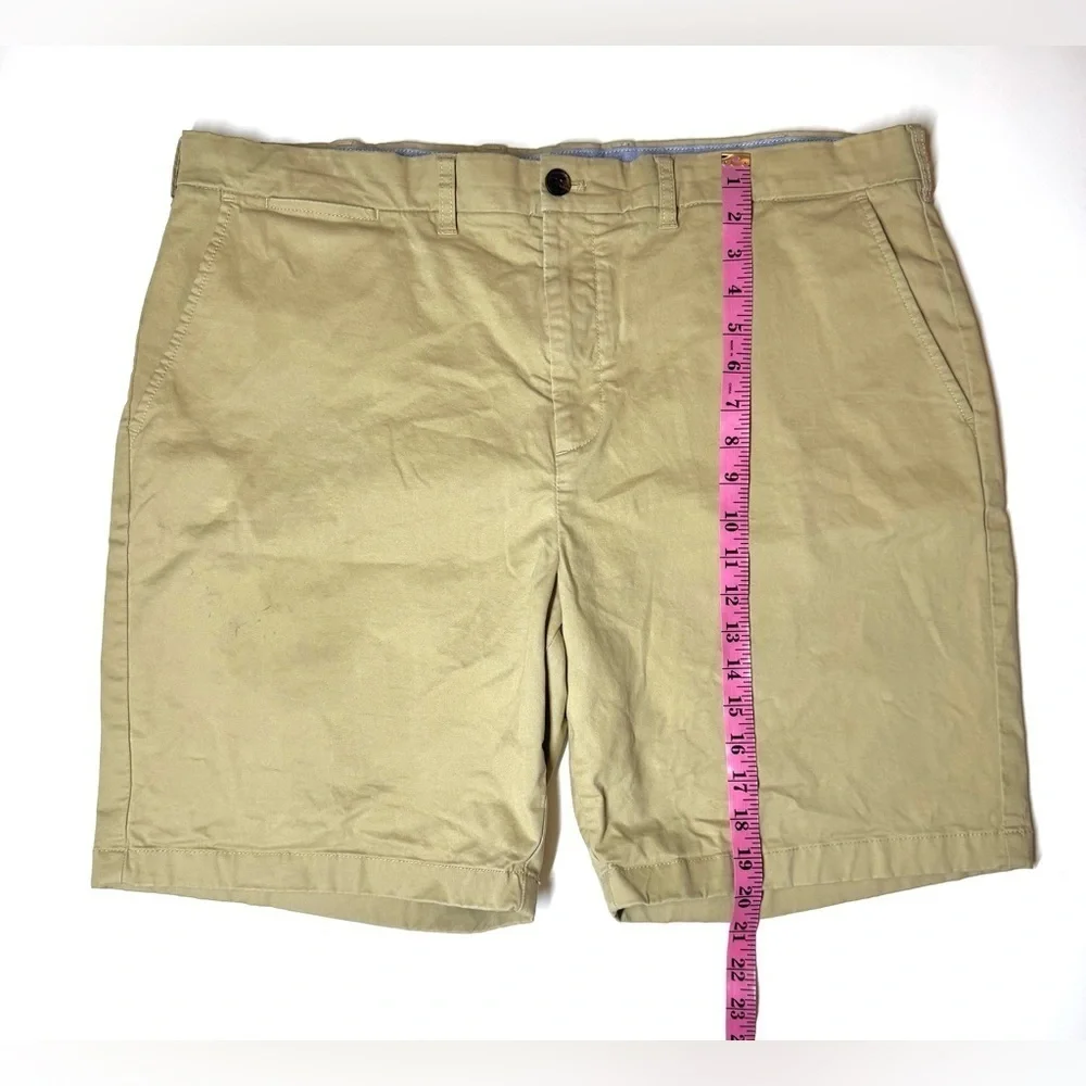 Tommy Hilfiger Men’s  Cotton Blend Chino Khaki Shorts Size-40